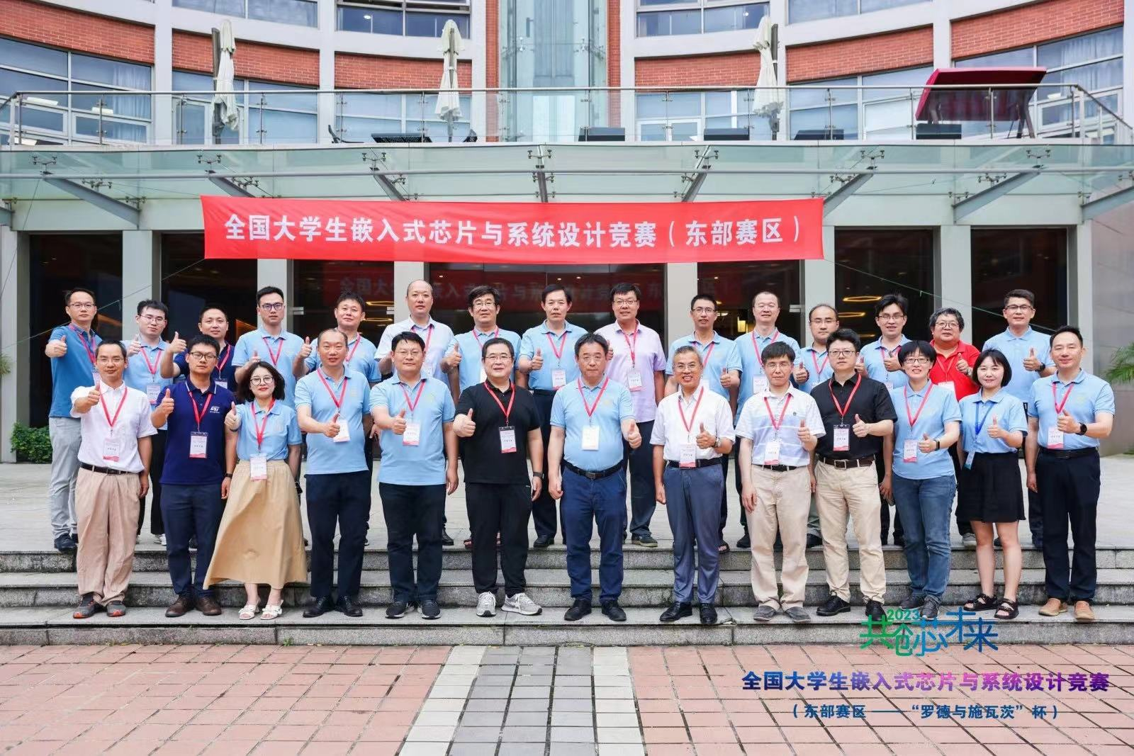 1.协办多项赛事，累积院校资源